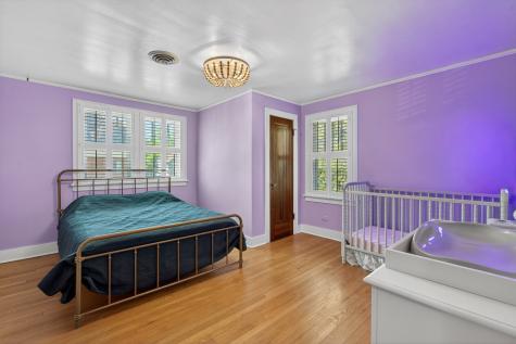 112 Douglas Avenue Libertyville IL 60048