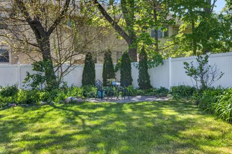 112 Douglas Avenue Libertyville IL 60048