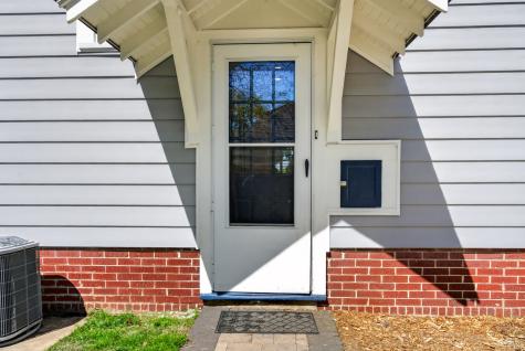 112 Douglas Avenue Libertyville IL 60048