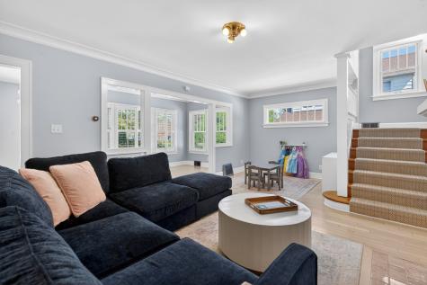 112 Douglas Avenue Libertyville IL 60048