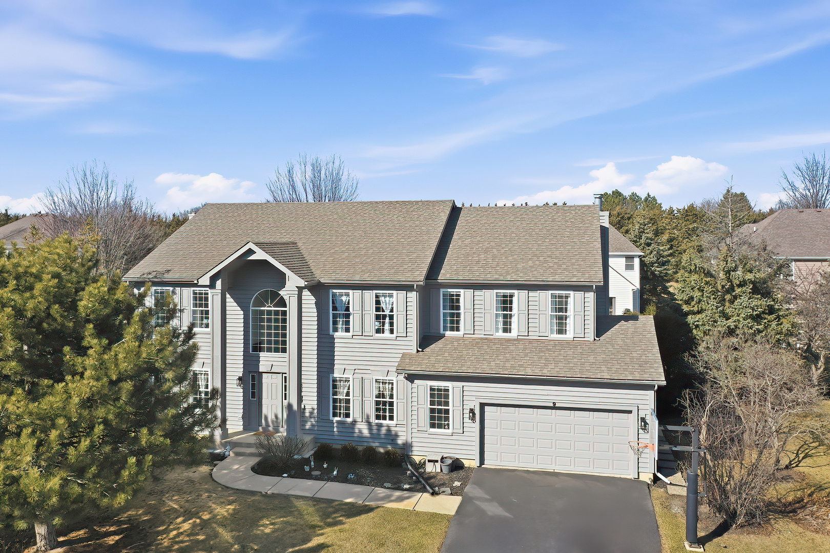 9 Laurel Valley Court Lake In The Hills IL 60156