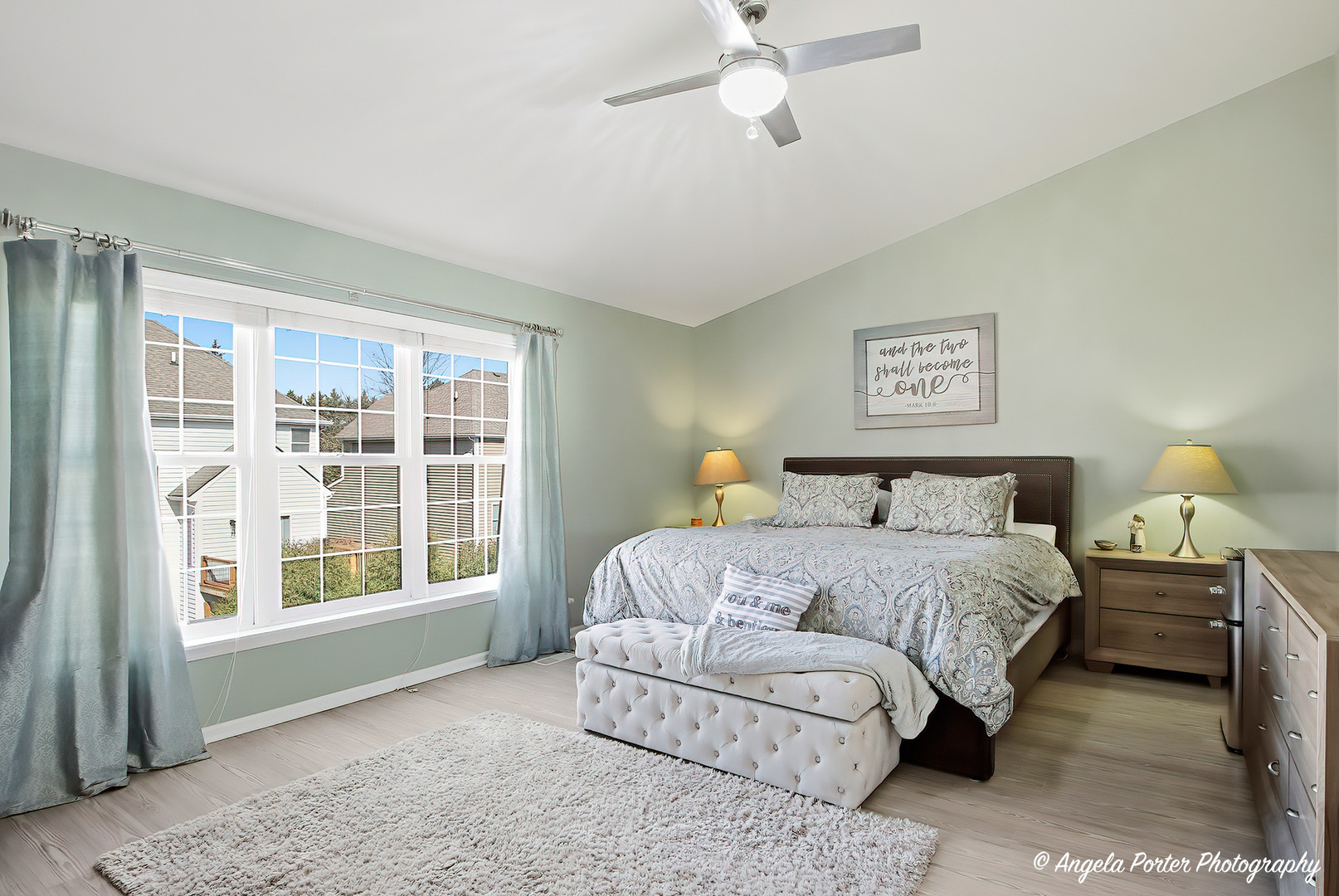 9 Laurel Valley Court Lake In The Hills IL 60156