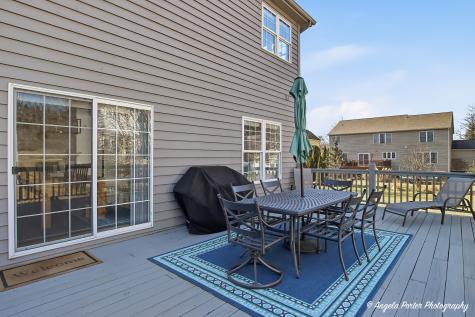9 Laurel Valley Court Lake In The Hills IL 60156