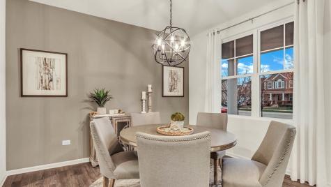 1880 Canyon Creek Drive Aurora IL 60503