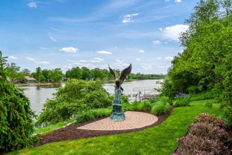 111 Sycamore Lane Machesney Park IL 61115