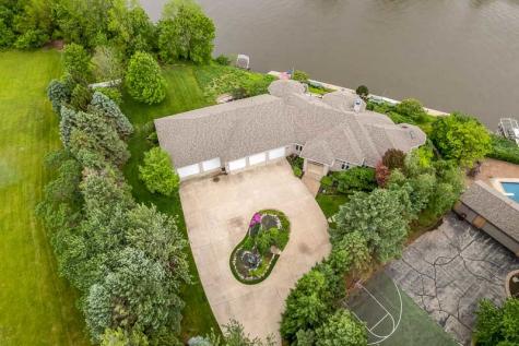 111 Sycamore Lane Machesney Park IL 61115