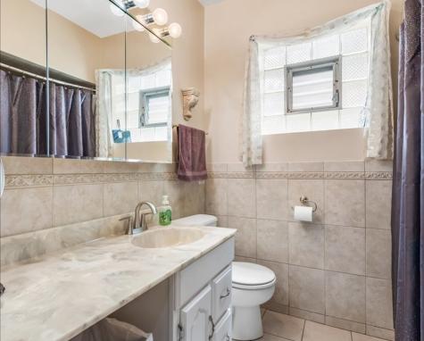 2642 North 78th Avenue Elmwood Park IL 60707
