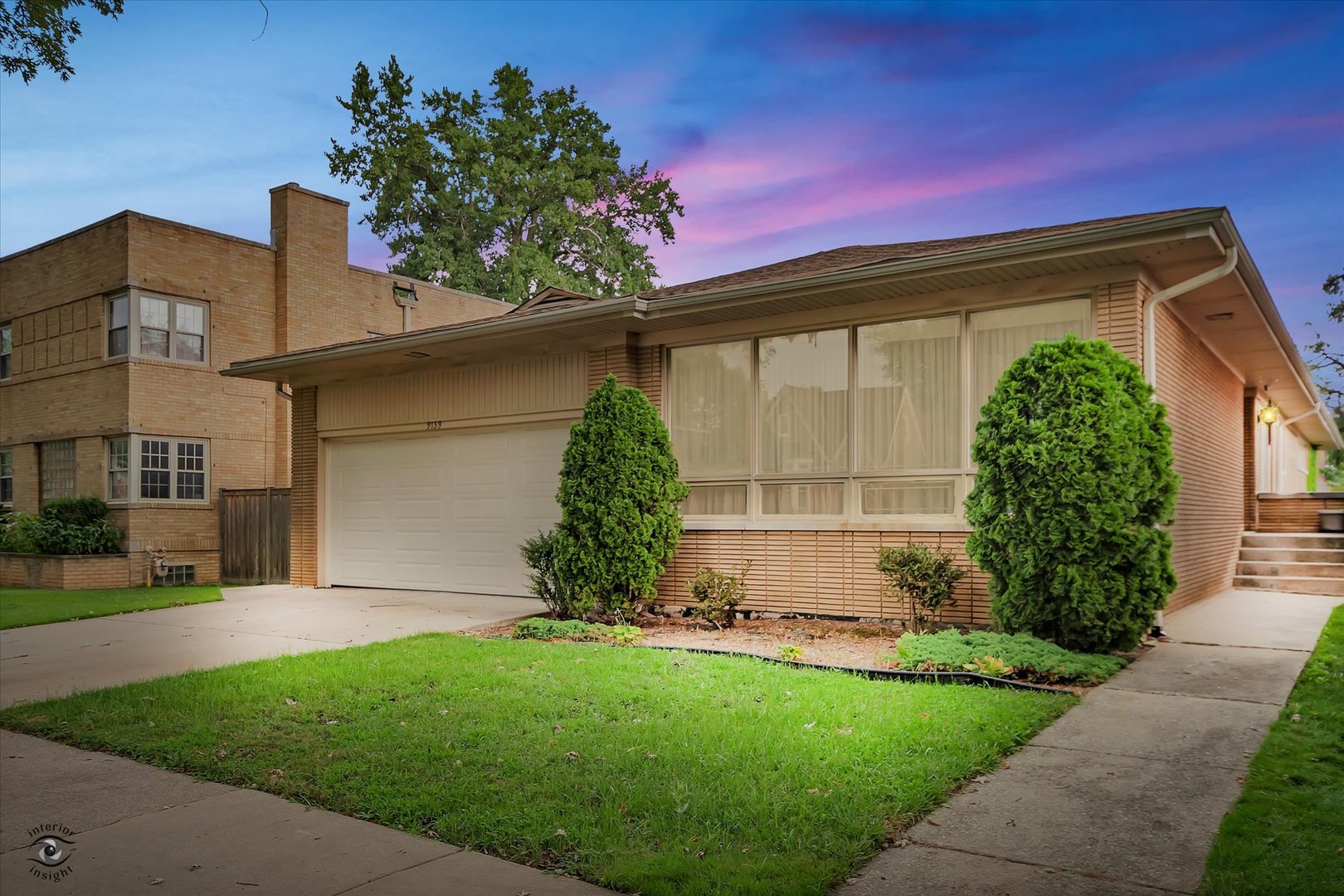9139 South Oakley Avenue Chicago IL 60643