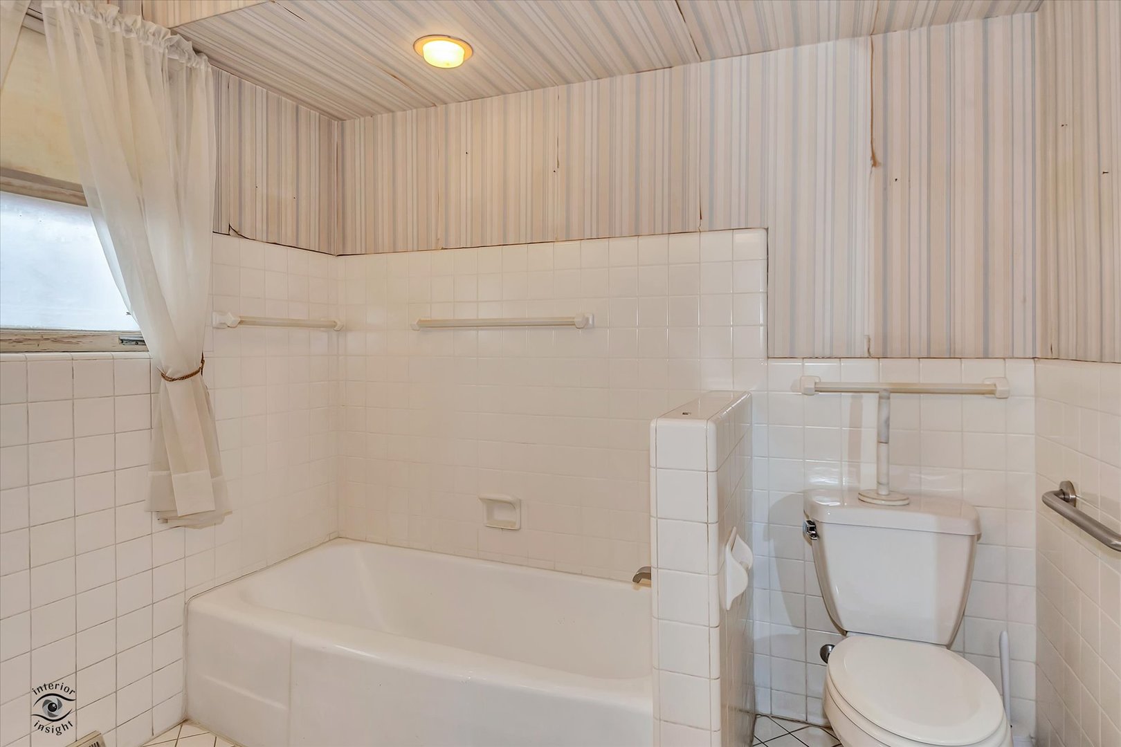 9139 South Oakley Avenue Chicago IL 60643