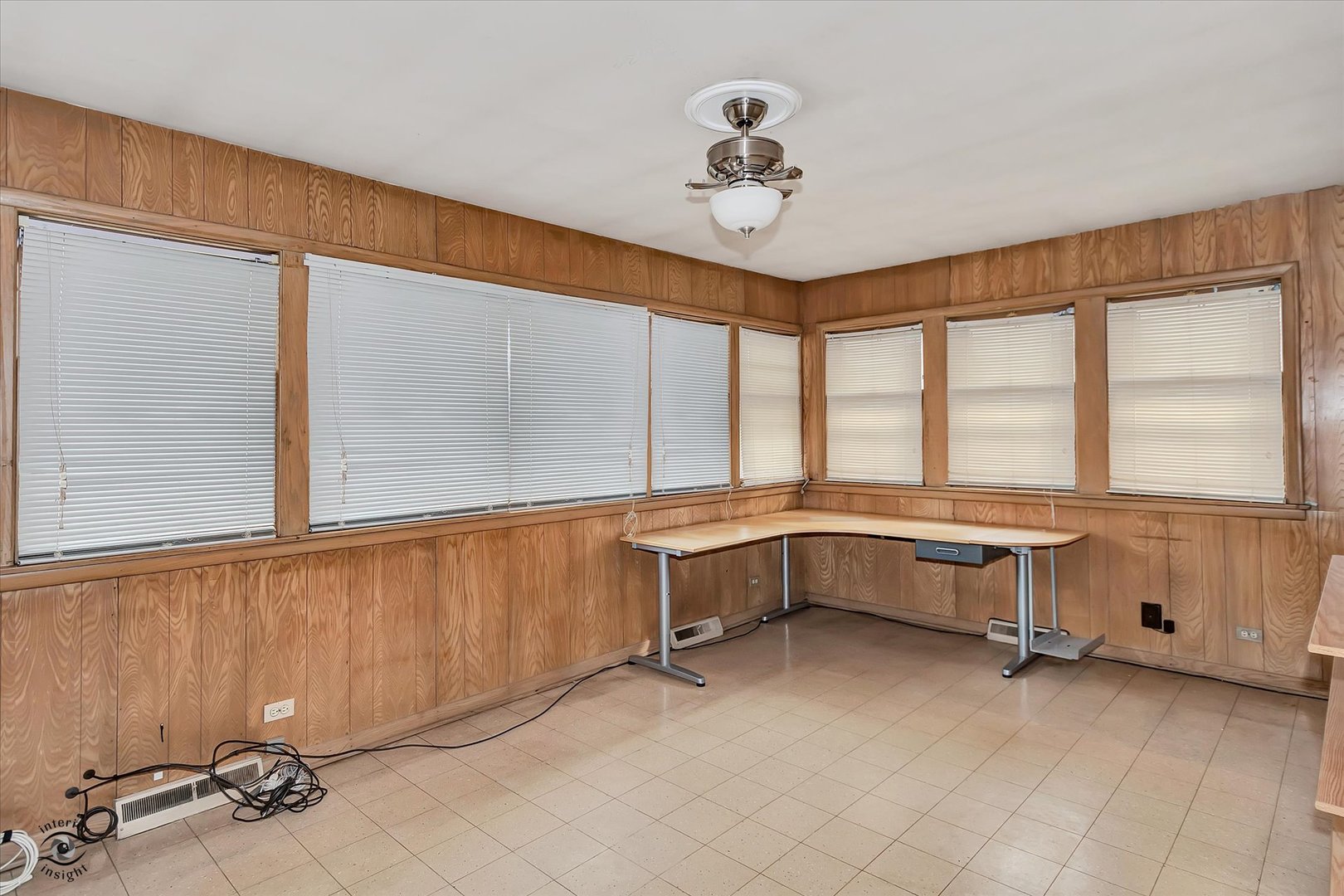 9139 South Oakley Avenue Chicago IL 60643