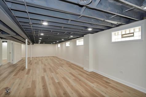 9139 South Oakley Avenue Chicago IL 60643