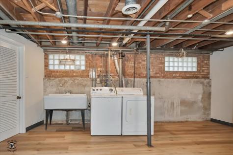 9139 South Oakley Avenue Chicago IL 60643