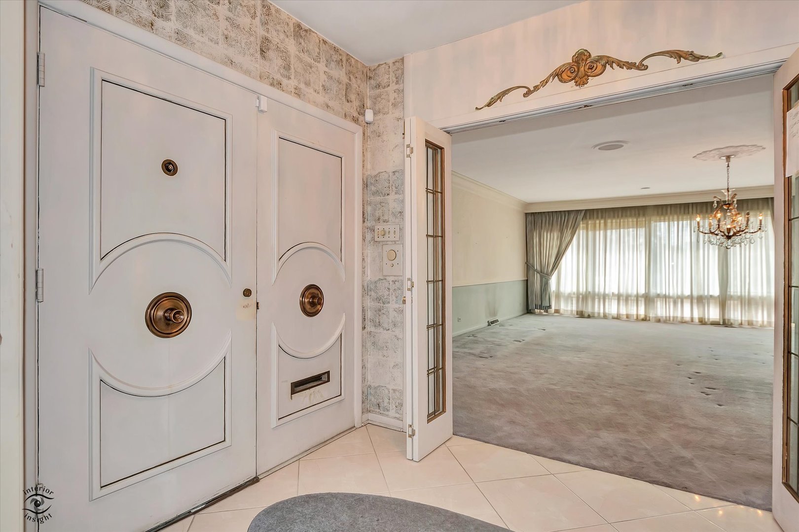 9139 South Oakley Avenue Chicago IL 60643