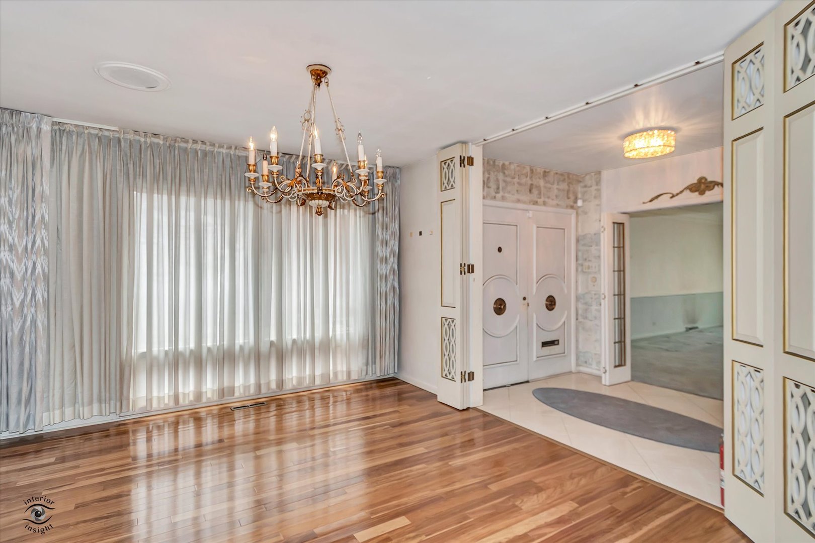 9139 South Oakley Avenue Chicago IL 60643