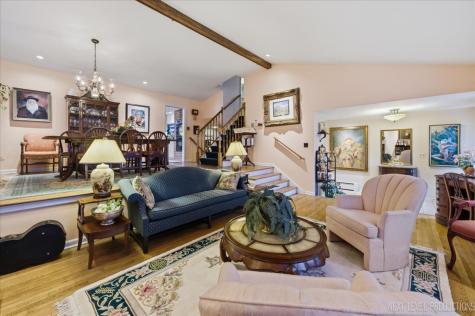 1708 Longvalley Drive Northbrook IL 60062