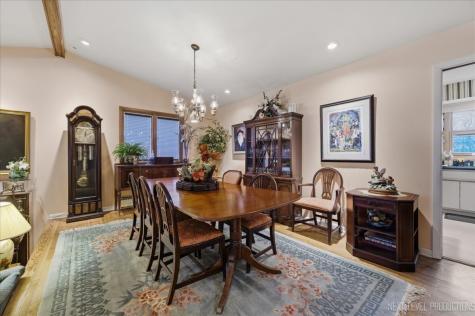 1708 Longvalley Drive Northbrook IL 60062