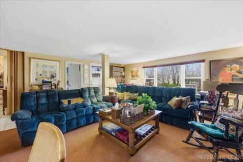 1708 Longvalley Drive Northbrook IL 60062