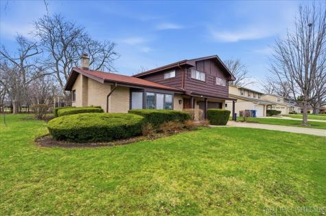 1708 Longvalley Drive Northbrook IL 60062