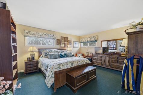 1708 Longvalley Drive Northbrook IL 60062