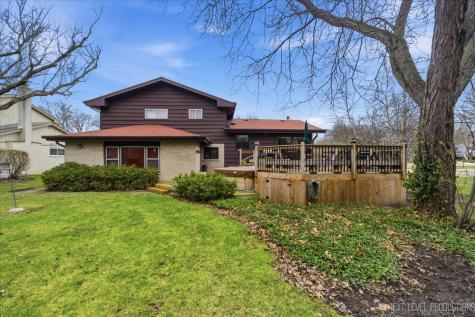1708 Longvalley Drive Northbrook IL 60062