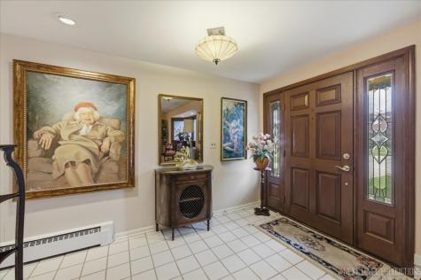 1708 Longvalley Drive Northbrook IL 60062