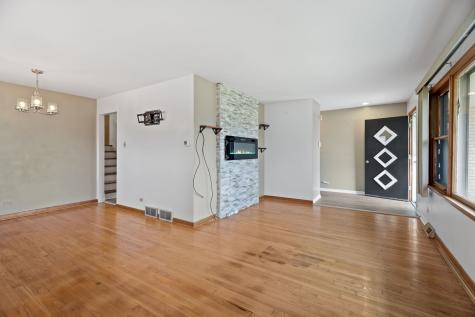16811 Louis Court South Holland IL 60473