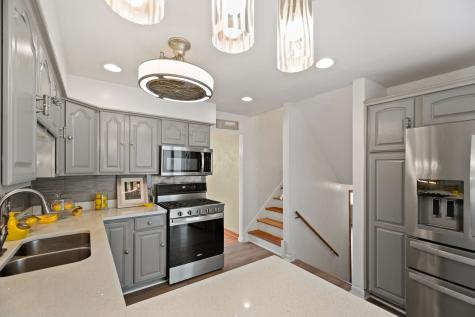 16811 Louis Court South Holland IL 60473