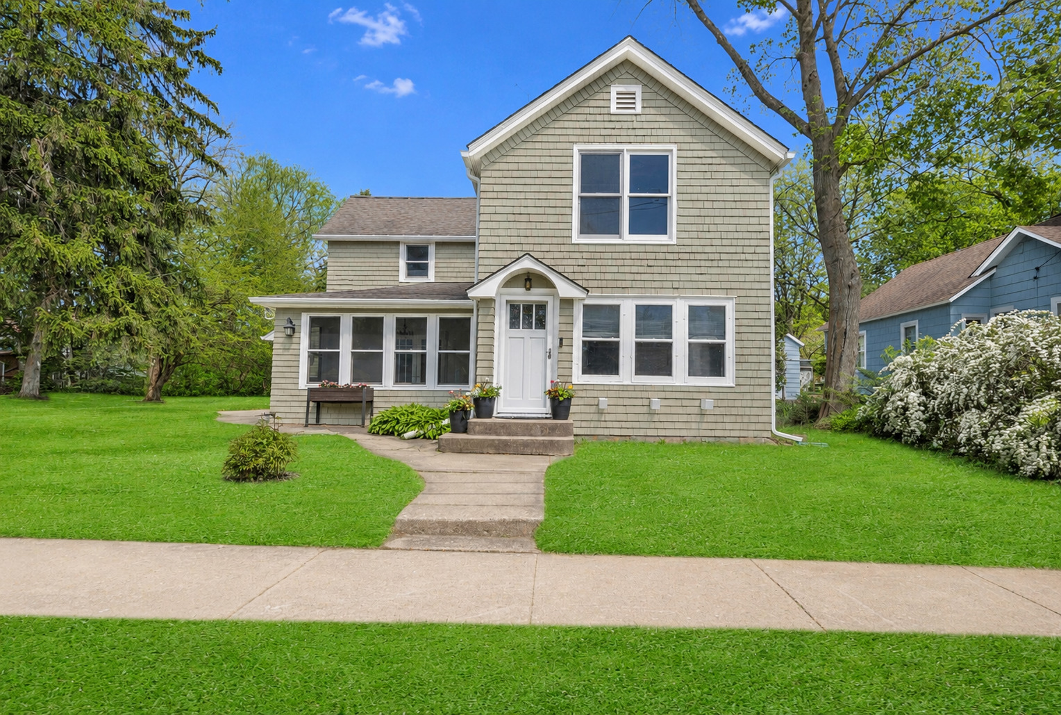 183 Lincoln Parkway Crystal Lake IL 60014