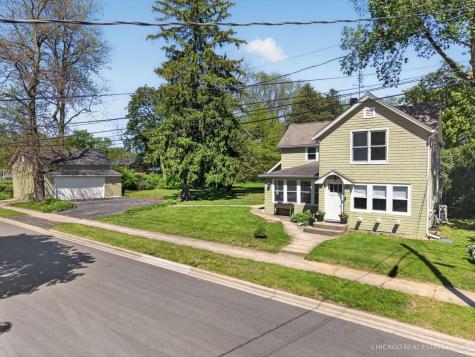 183 Lincoln Parkway Crystal Lake IL 60014