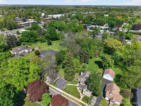 183 Lincoln Parkway Crystal Lake IL 60014