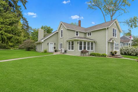 183 Lincoln Parkway Crystal Lake IL 60014
