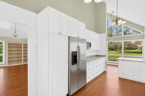 183 Lincoln Parkway Crystal Lake IL 60014