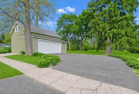 183 Lincoln Parkway Crystal Lake IL 60014