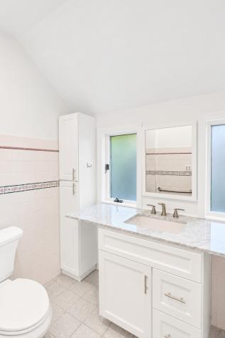 183 Lincoln Parkway Crystal Lake IL 60014