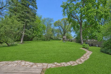 183 Lincoln Parkway Crystal Lake IL 60014