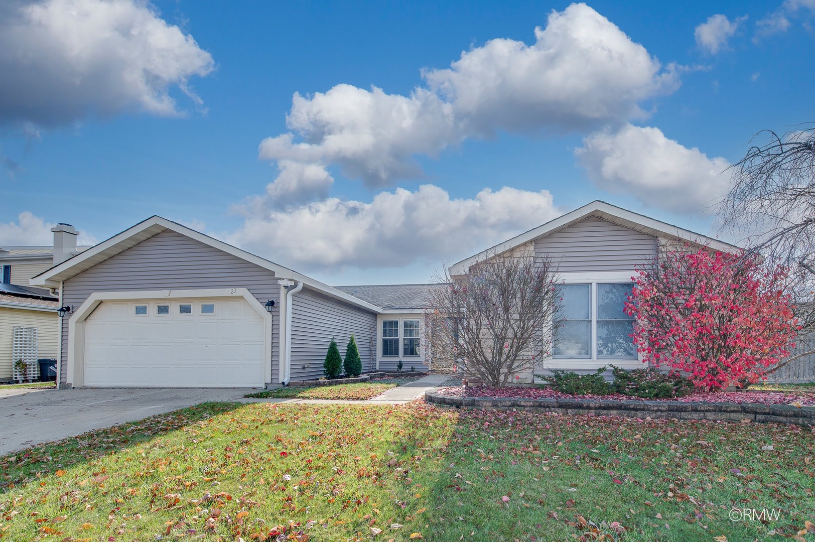 23 Hesterman Drive Glendale Heights IL 60139