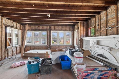 8627 South Throop Street Chicago IL 60620