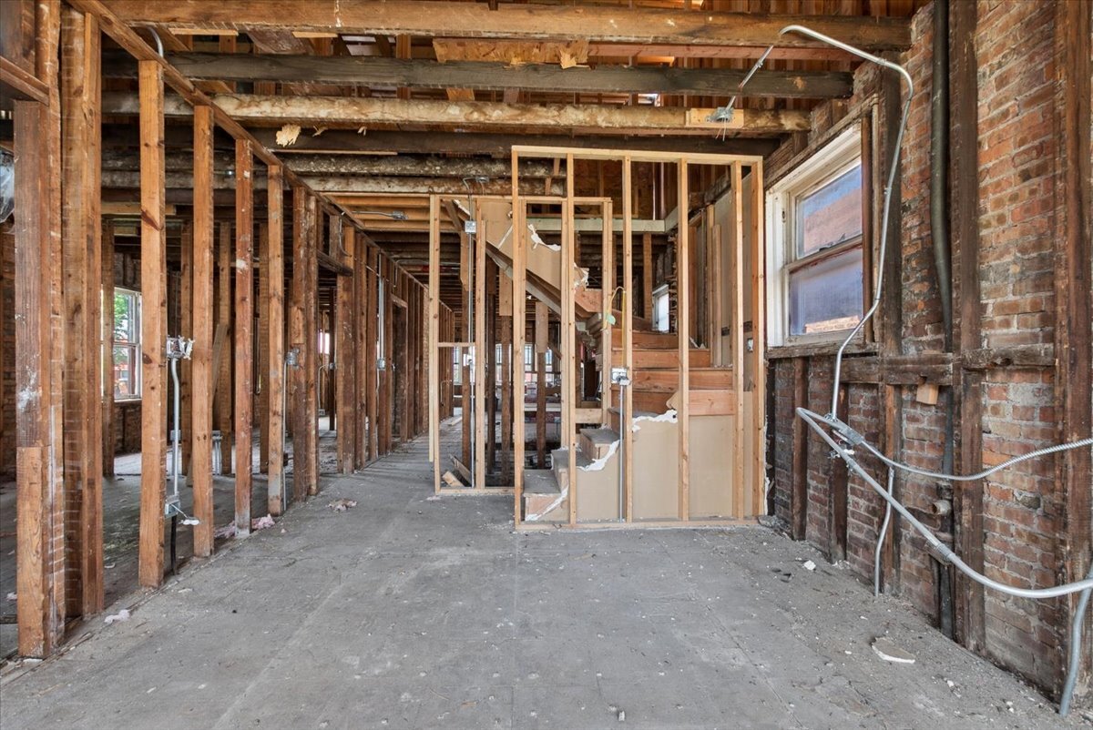 8627 South Throop Street Chicago IL 60620