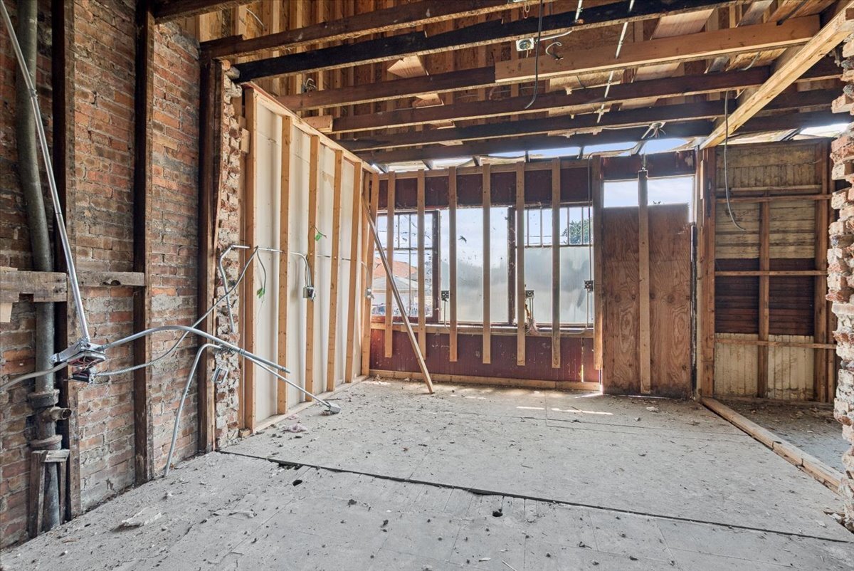 8627 South Throop Street Chicago IL 60620