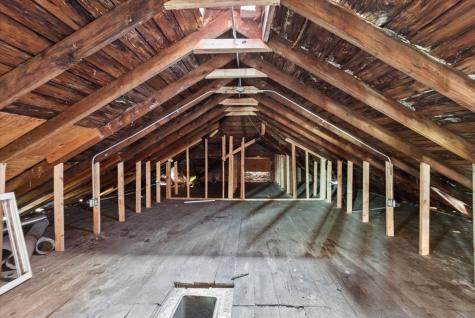 8627 South Throop Street Chicago IL 60620