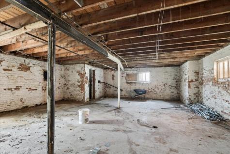 8627 South Throop Street Chicago IL 60620