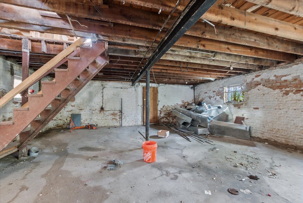 8627 South Throop Street Chicago IL 60620