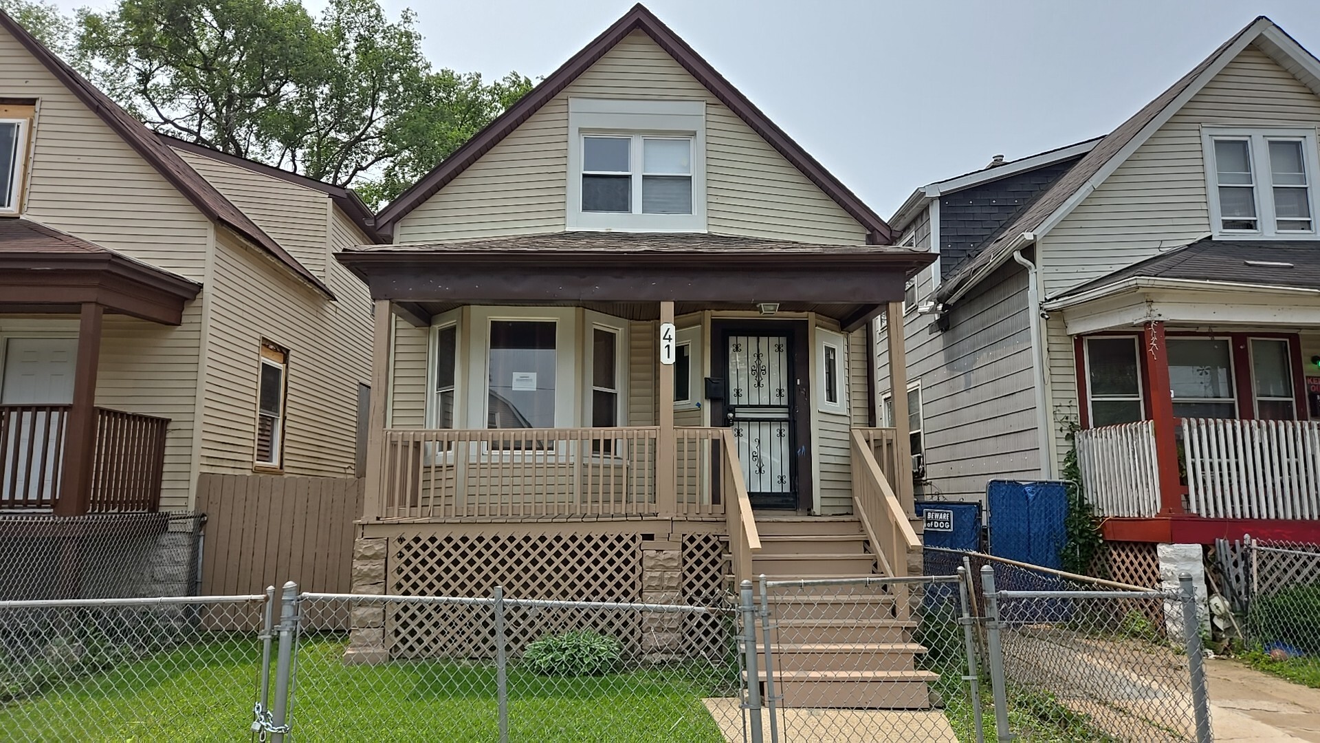 41 East 100th Place Chicago IL 60628