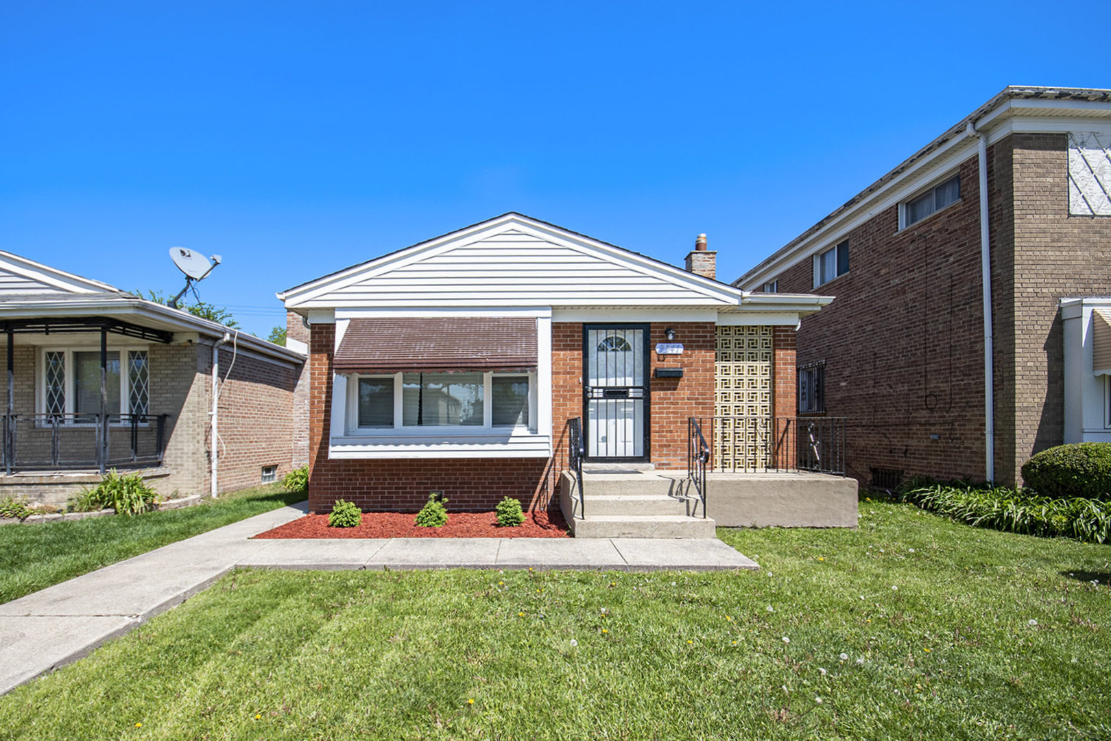 9141 South Halsted Street Chicago IL 60620