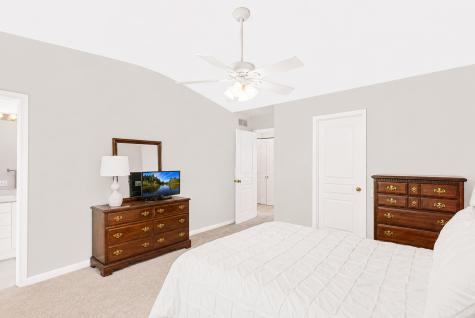 680 Savannah Lane Crystal Lake IL 60014