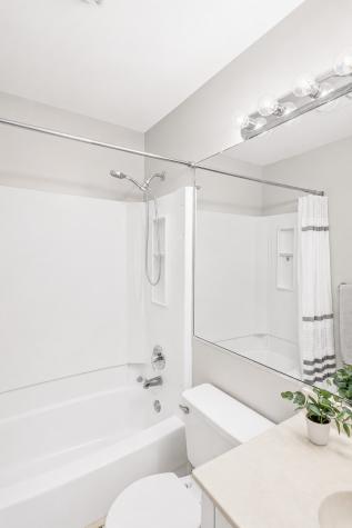 680 Savannah Lane Crystal Lake IL 60014