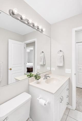 680 Savannah Lane Crystal Lake IL 60014