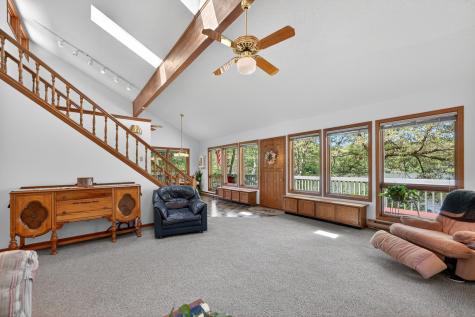 1110 White Pine Drive Dixon IL 61021