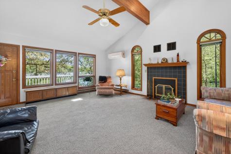 1110 White Pine Drive Dixon IL 61021