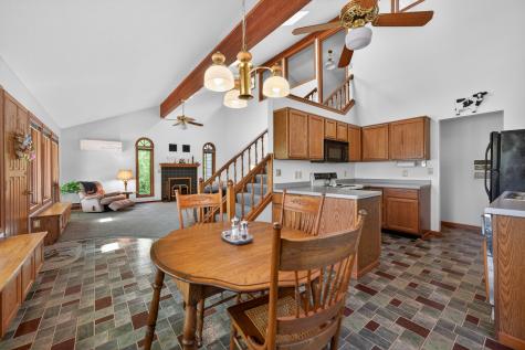 1110 White Pine Drive Dixon IL 61021